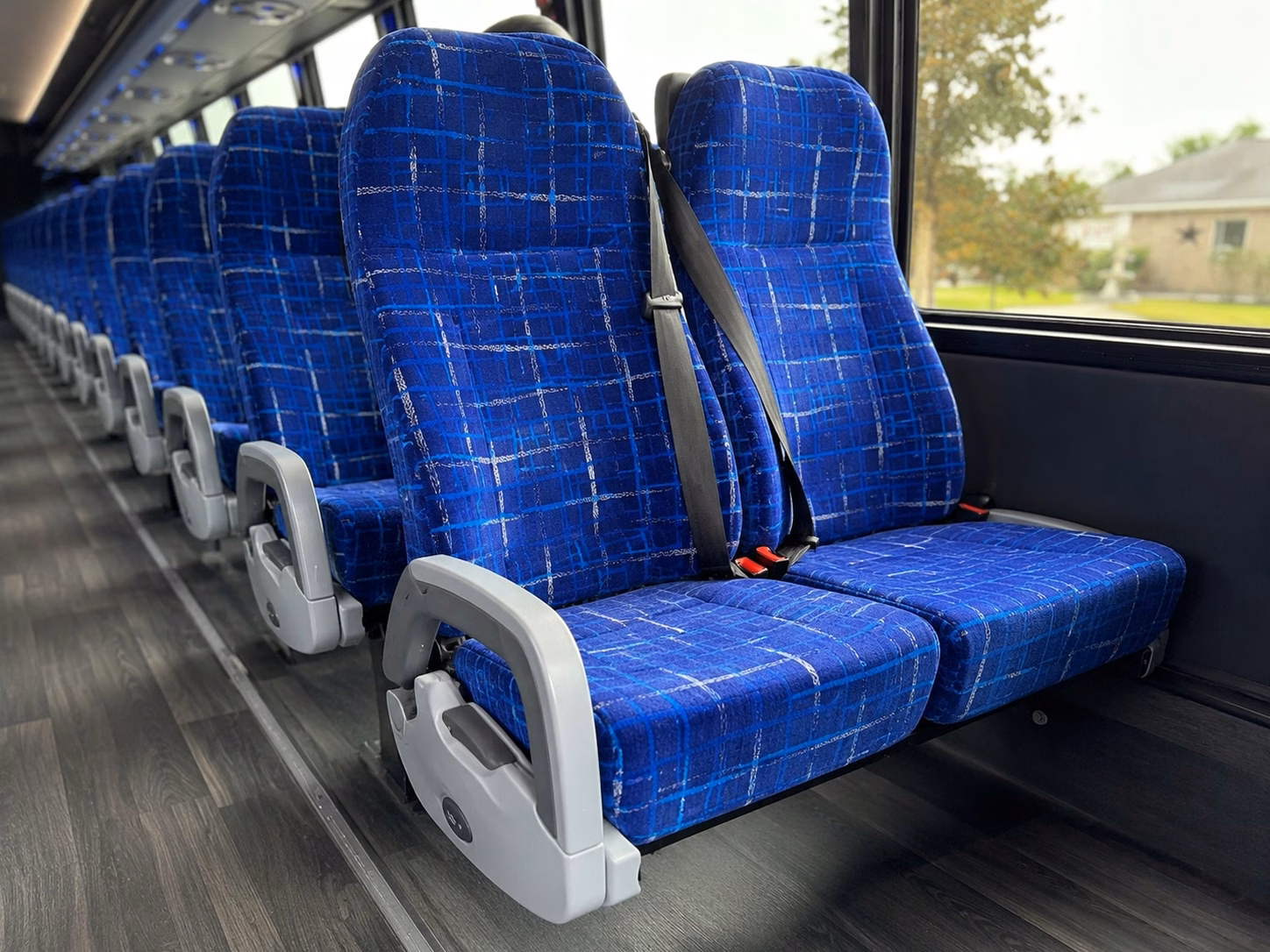 charter bus rentals for ocoee field trips to cultural and history museums